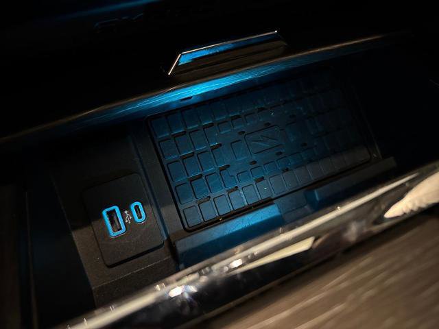 Certified 2023 Ford Expedition Limited image 30