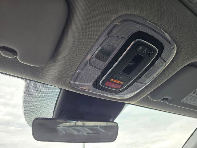 Used 2024 Hyundai Elantra SEL FWD image 30