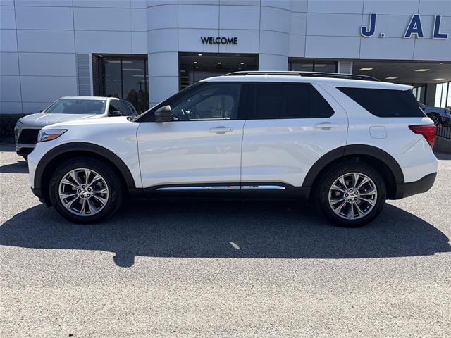 Certified 2023 Ford Explorer XLT w/ Equipment Group 202A RWD image 2