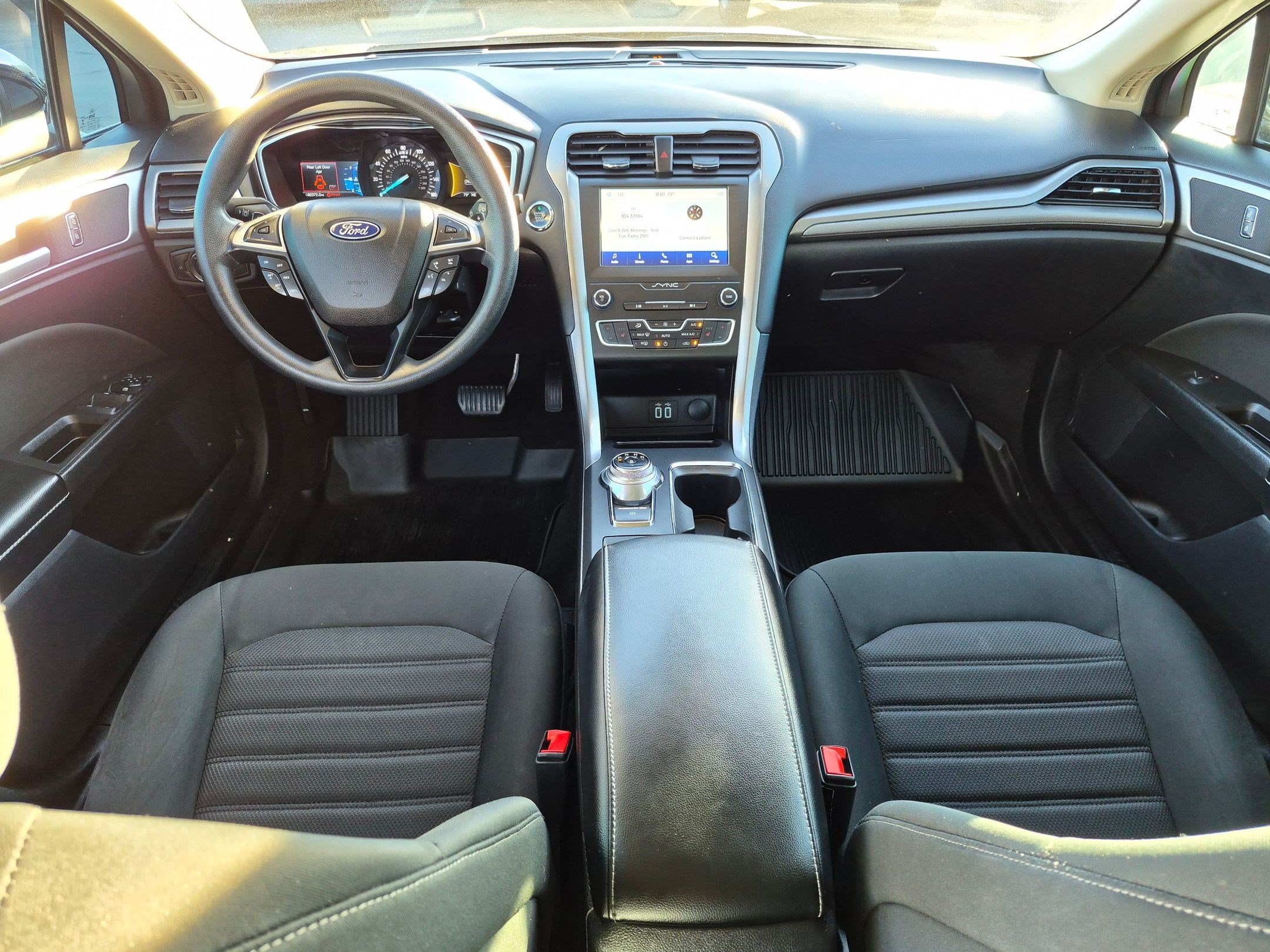 Certified 2020 Ford Fusion SE AWD/4WD image 29