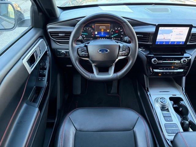 Certified 2022 Ford Explorer ST-Line w/ Class IV Trailer Tow Package image 11
