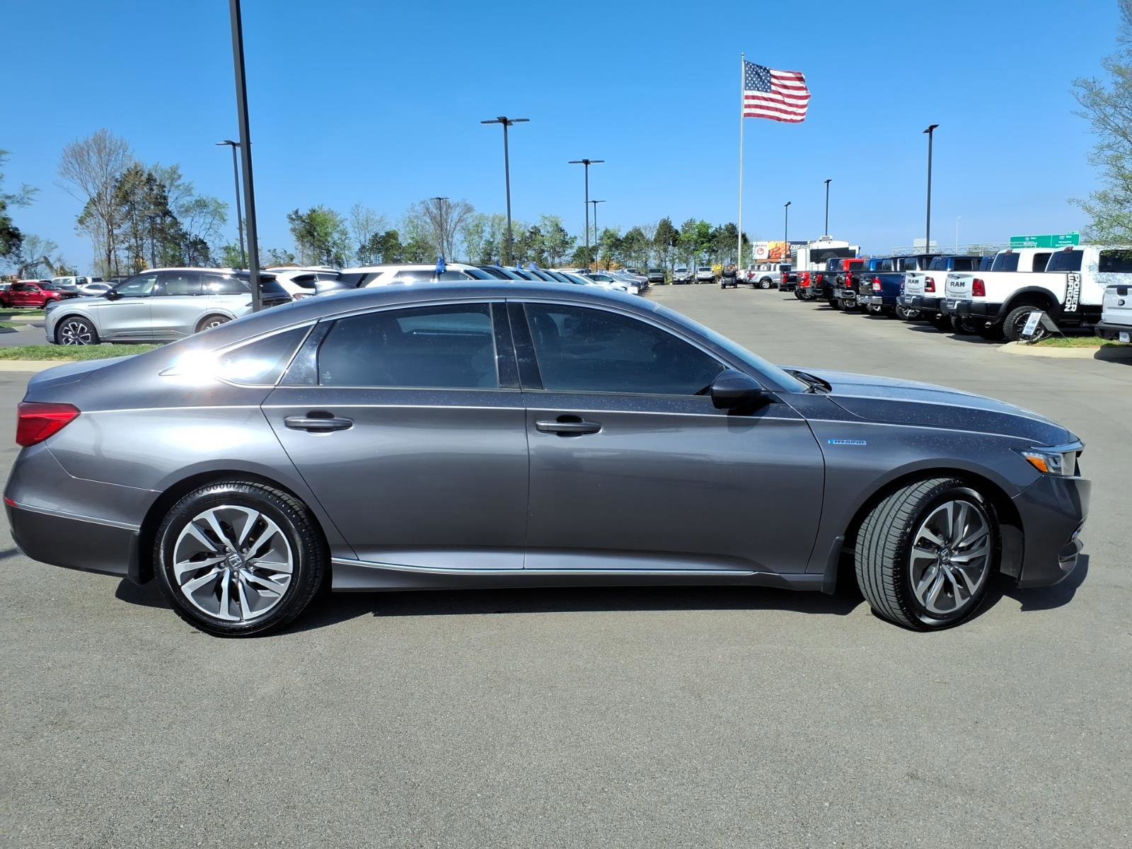Used 2019 Honda Accord EX image 6