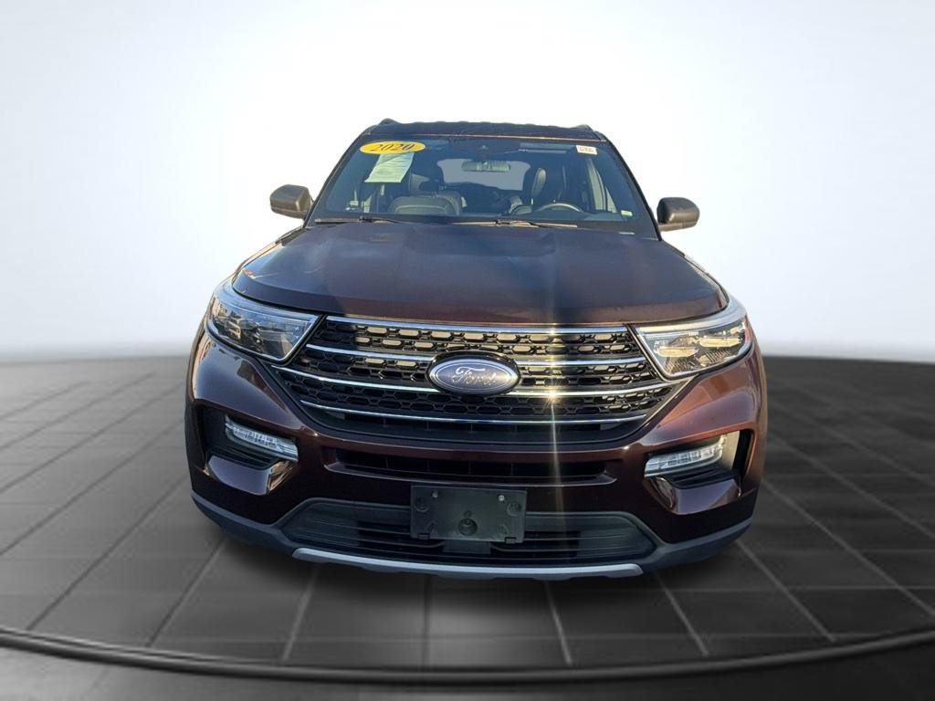 Certified 2020 Ford Explorer XLT w/ Equipment Group 202A AWD/4WD image 16