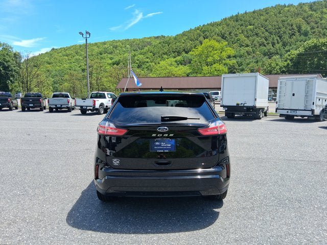 Certified 2022 Ford Edge ST-Line AWD/4WD image 6