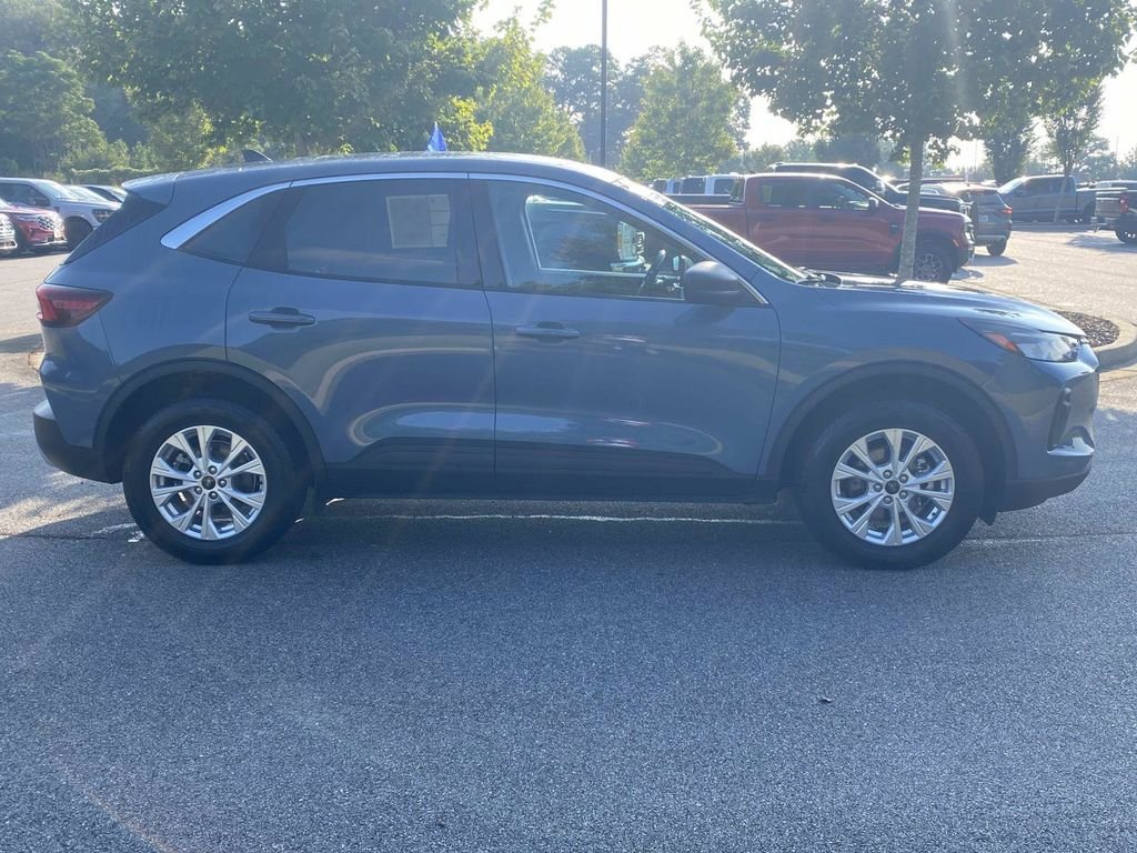 Certified 2024 Ford Escape Active AWD/4WD image 2