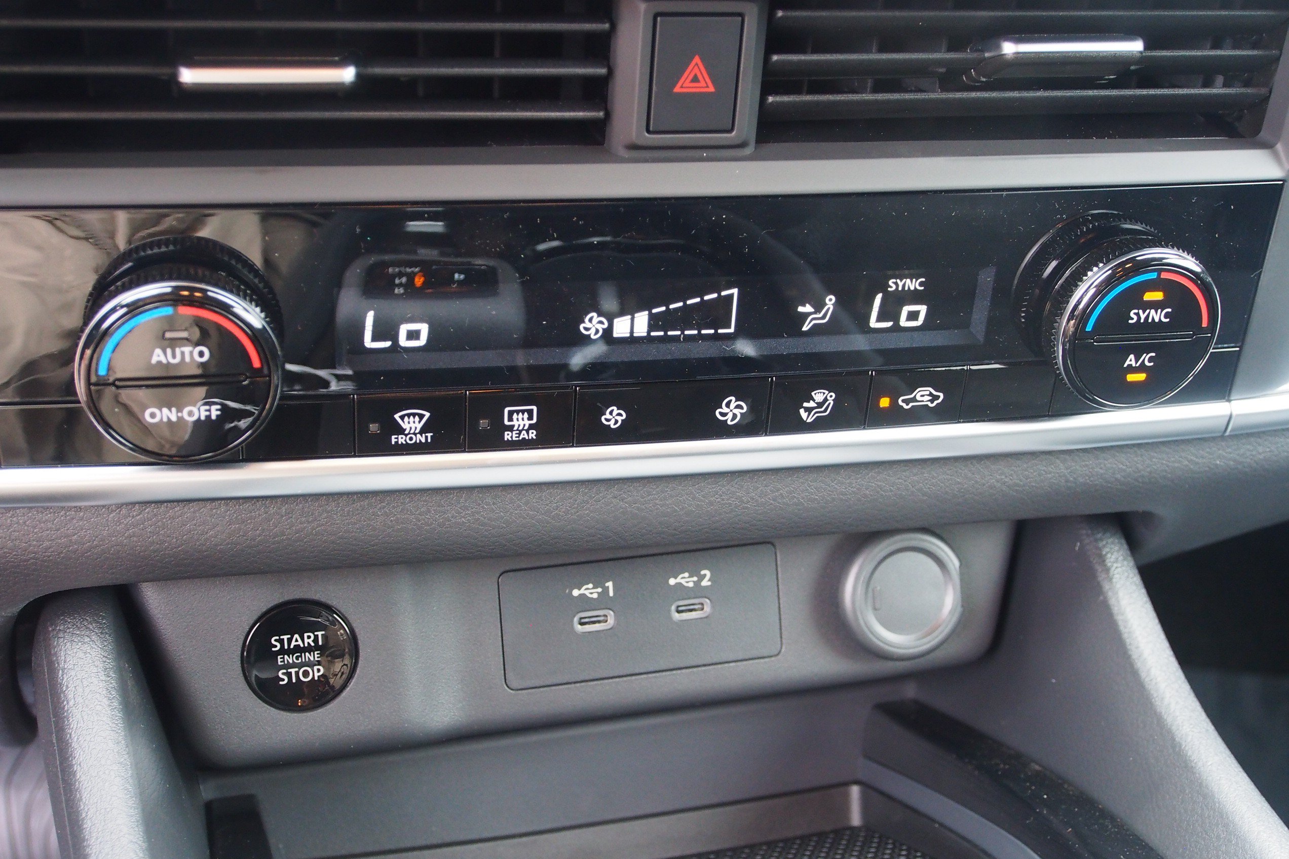Used 2026 Nissan Rogue SV FWD image 23
