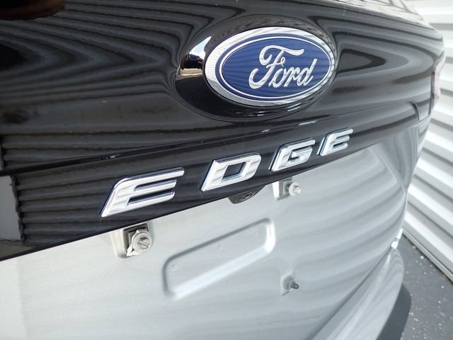 Certified 2023 Ford Edge SEL w/ Convenience Package AWD/4WD image 5