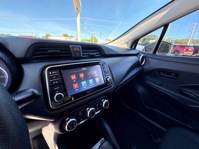 Used 2021 Nissan Versa S FWD image 16