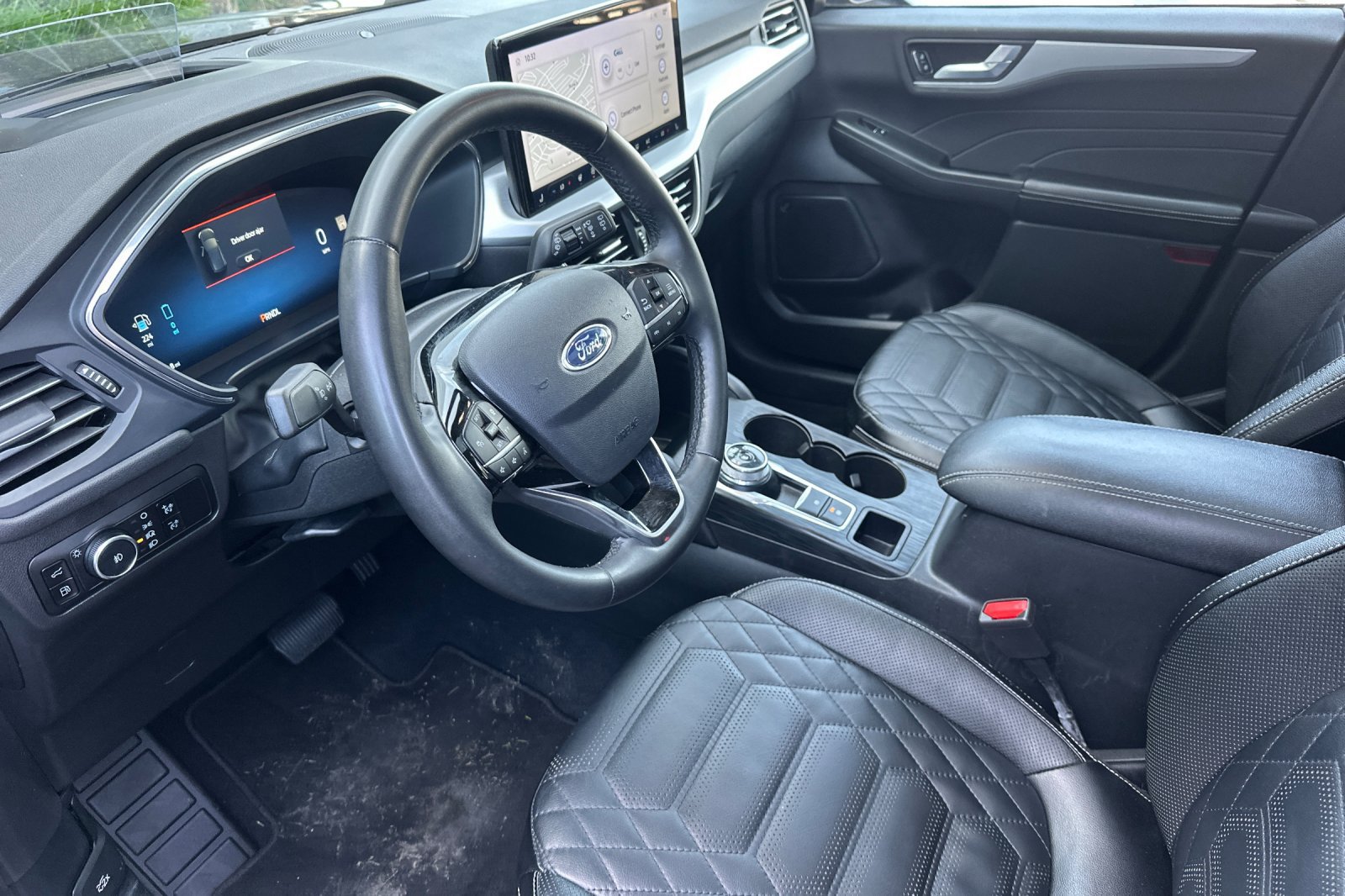 Certified 2023 Ford Escape SE w/ PHEV Premium Package FWD image 13