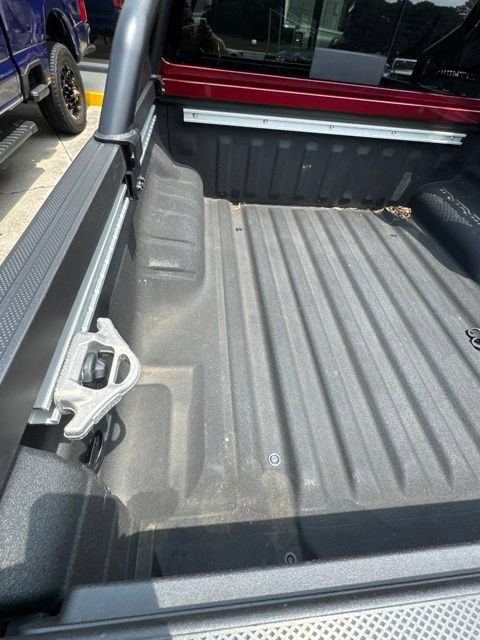 Used 2023 Nissan Frontier PRO-4X w/ Pro Convenience Package AWD/4WD image 62