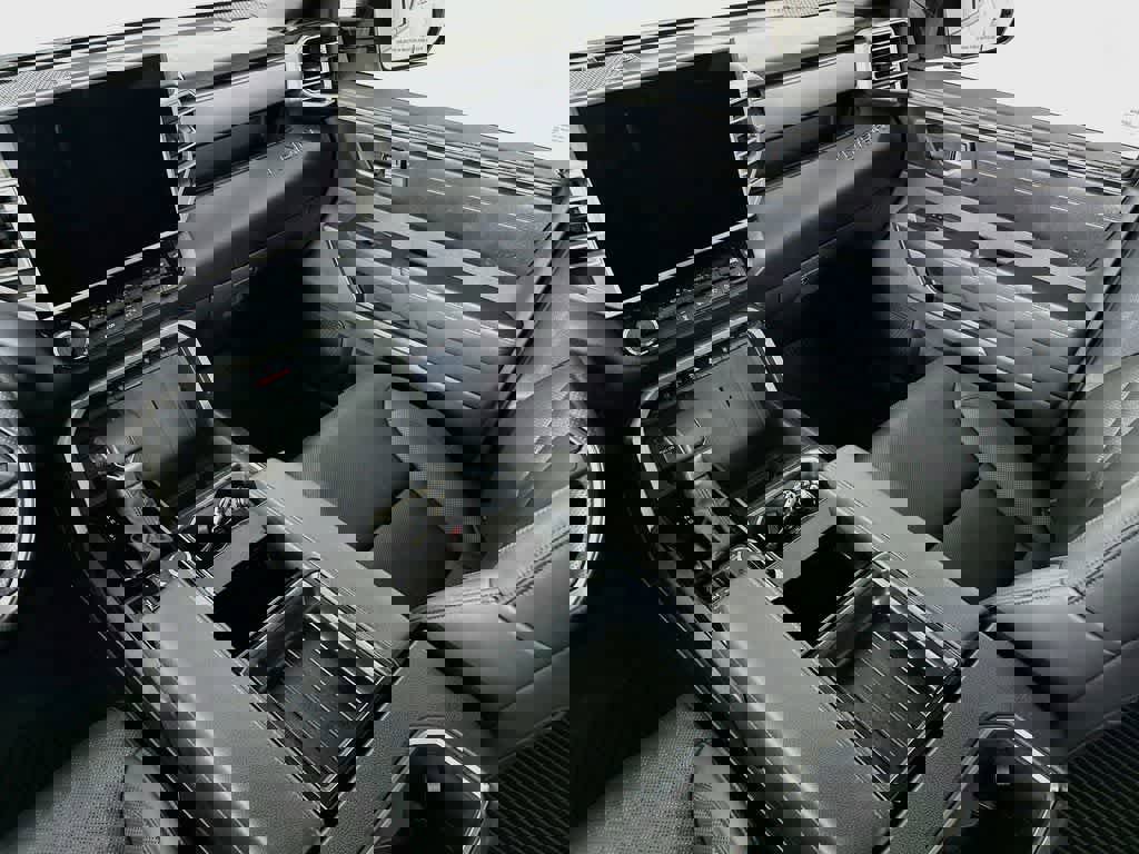 Used 2025 Toyota Tundra SR5 w/ SR5 Premium Package image 11