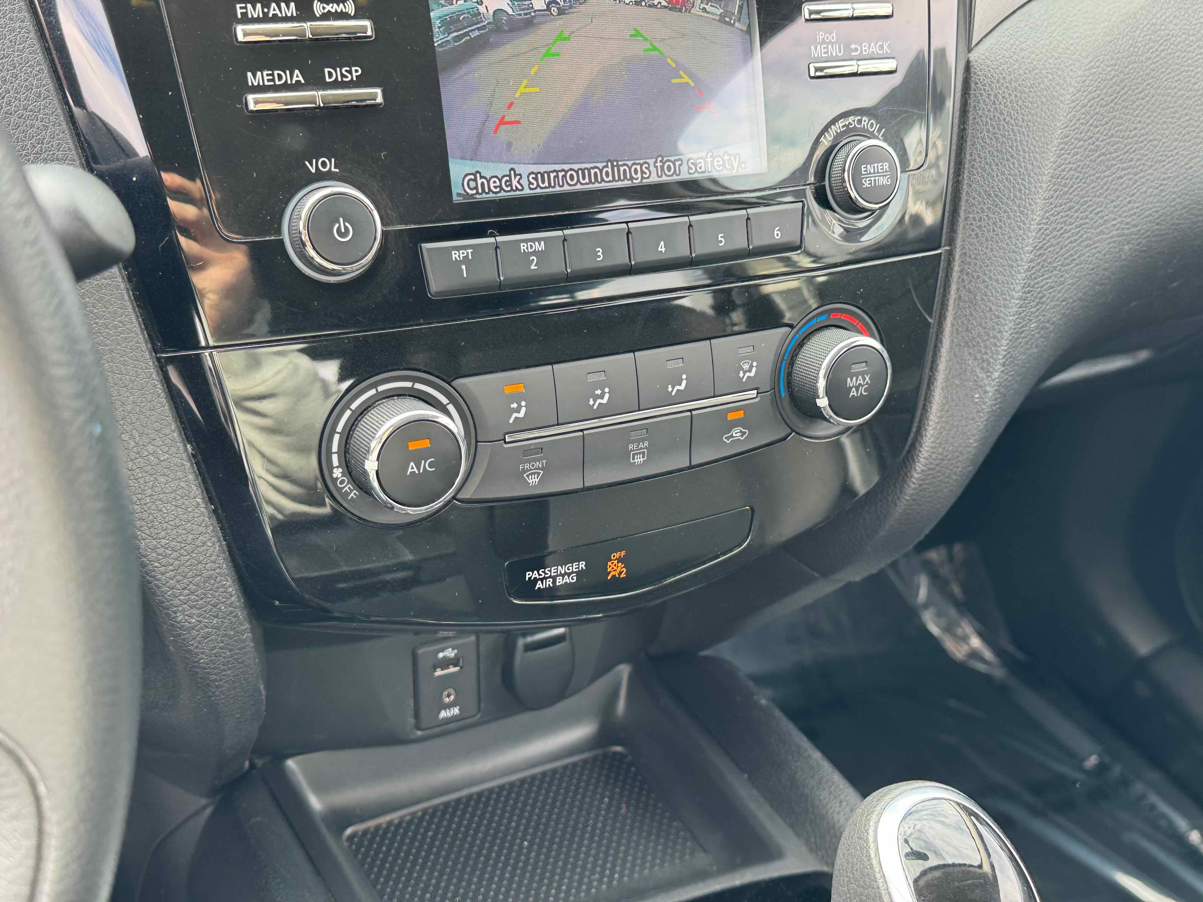 Used 2018 Nissan Rogue Sport S image 24