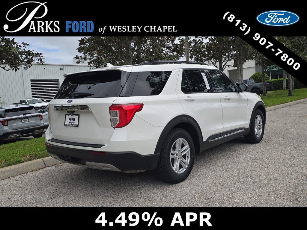 Certified 2021 Ford Explorer XLT w/ Equipment Group 202A image 3