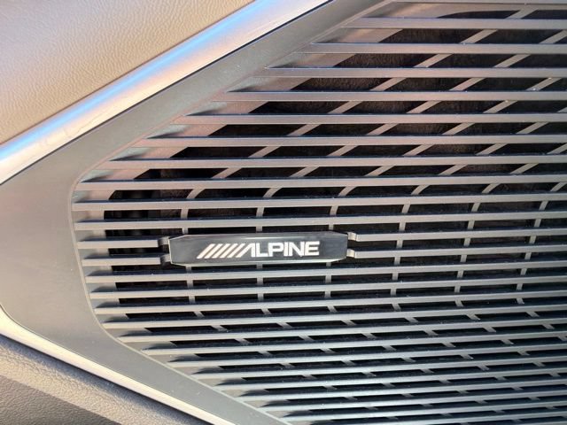 Used 2024 Jeep Wagoneer L 4WD w/ Premium Group I image 26