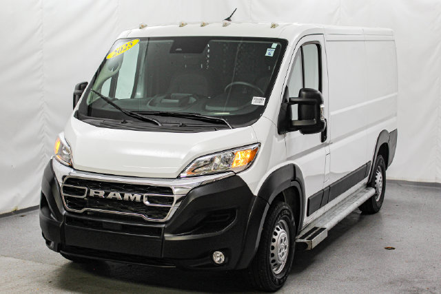 Used 2025 RAM ProMaster 2500 w/ U-Haul Equipment Group FWD image 4