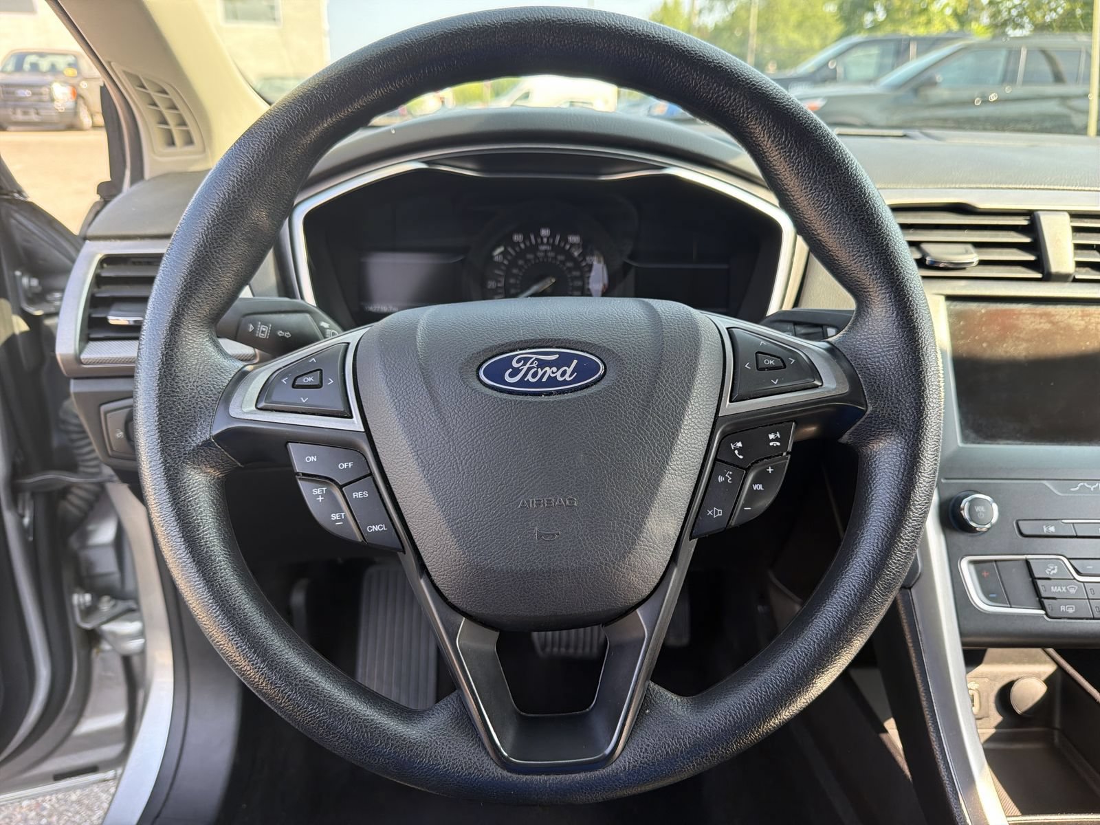 Certified 2020 Ford Fusion SE FWD image 21