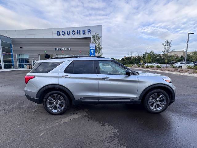 Certified 2023 Ford Explorer XLT w/ Equipment Group 202A image 4