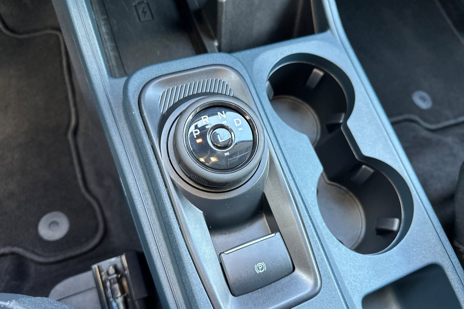 Certified 2024 Ford Maverick Lariat w/ Black Appearance Package image 24