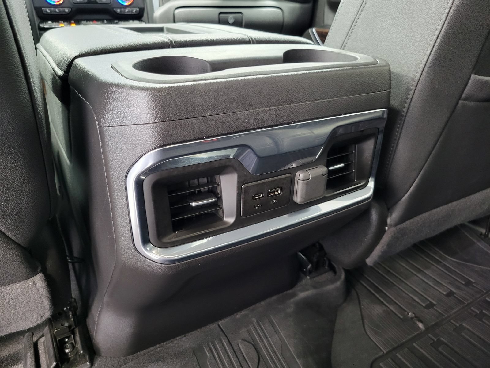 Used 2022 GMC Sierra 1500 SLT w/ SLT Premium Plus Package AWD/4WD image 29