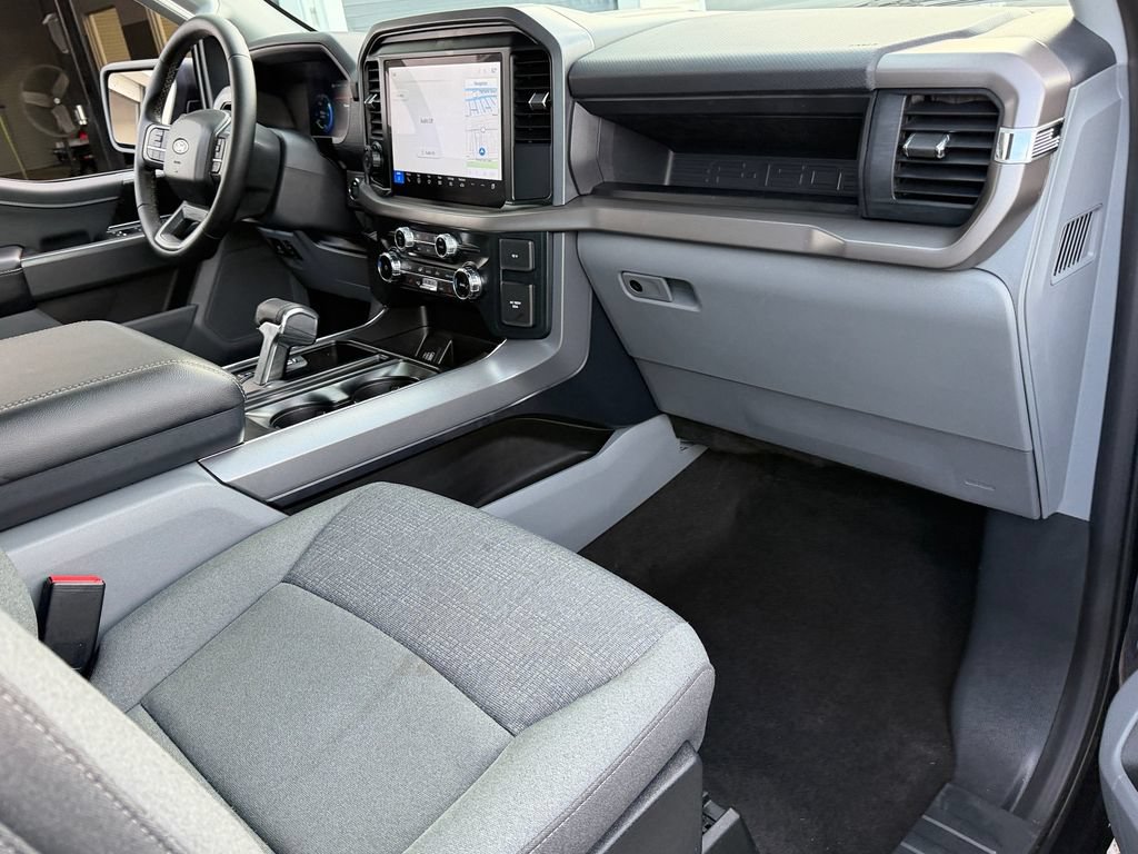 Certified 2025 Ford F150 Lightning XLT AWD/4WD image 17