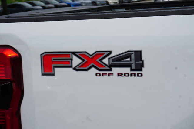 Certified 2024 Ford F350 Lariat w/ Lariat Ultimate Package AWD/4WD image 27