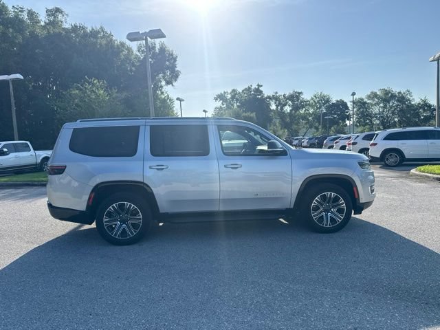 Used 2024 Jeep Wagoneer Series II w/ Flexible Seating Group RWD image 8