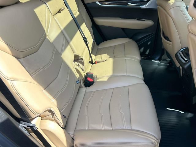 Used 2025 Cadillac XT6 Premium Luxury w/ Platinum Package AWD/4WD image 24