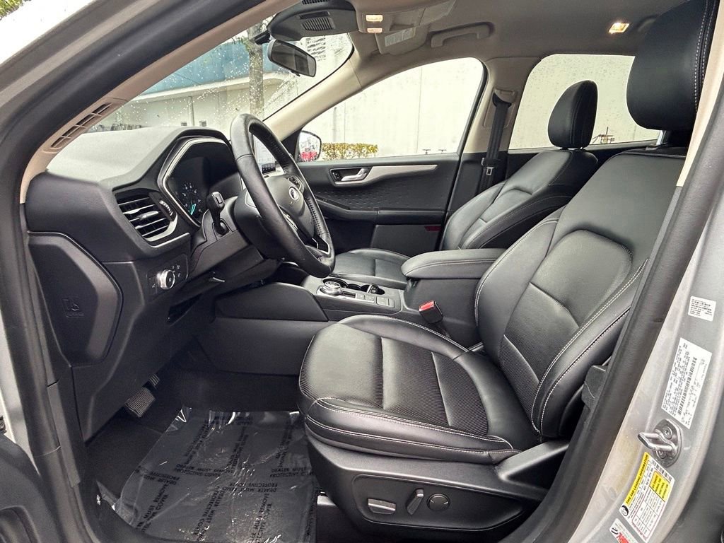 Certified 2020 Ford Escape SEL FWD image 11