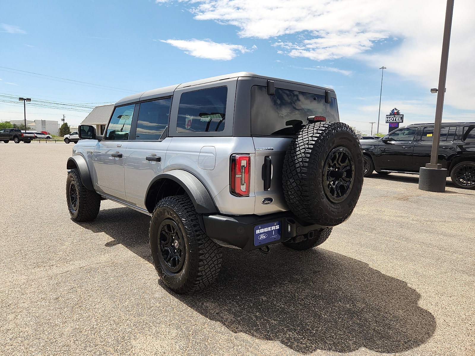 Certified 2022 Ford Bronco Wildtrak image 3