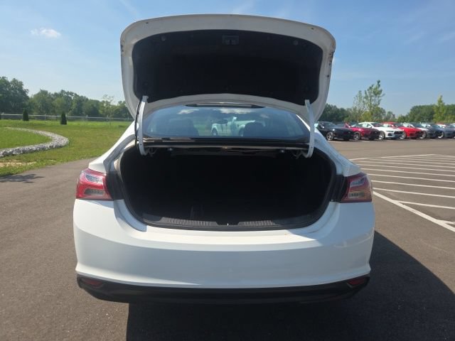 Used 2020 Chevrolet Malibu LT FWD image 10
