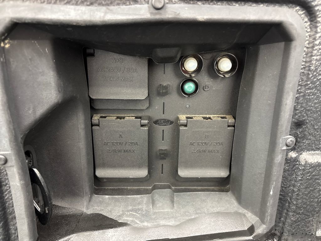 Certified 2022 Ford F150 Limited AWD/4WD image 33