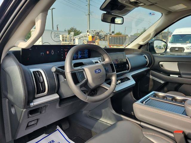 Certified 2025 Ford Expedition Active RWD image 18