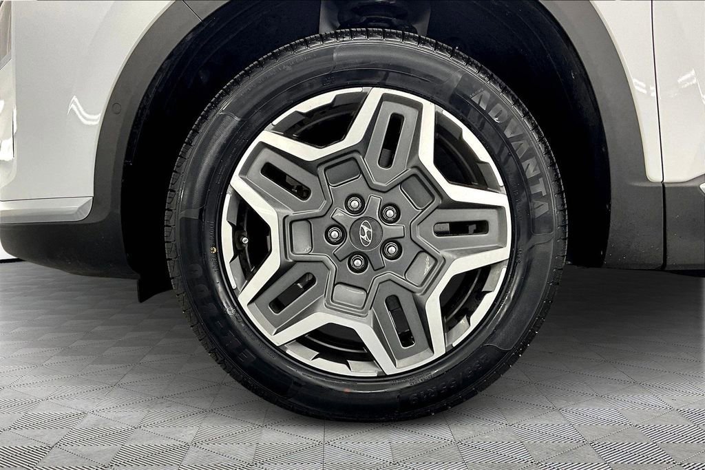 Used 2022 Hyundai Santa Fe Limited image 11