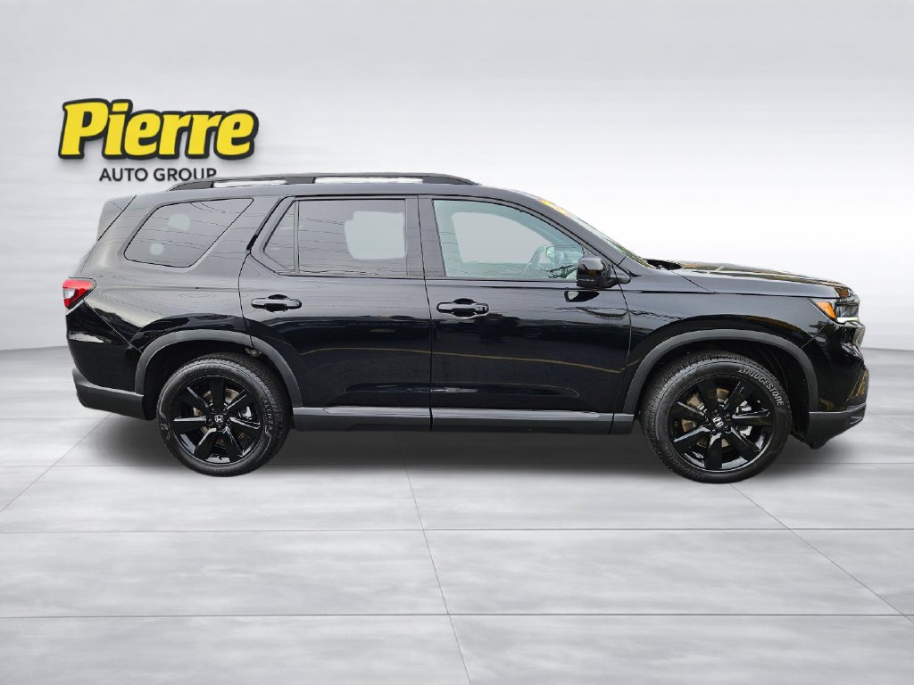 Used 2025 Honda Pilot Black Edition image 6