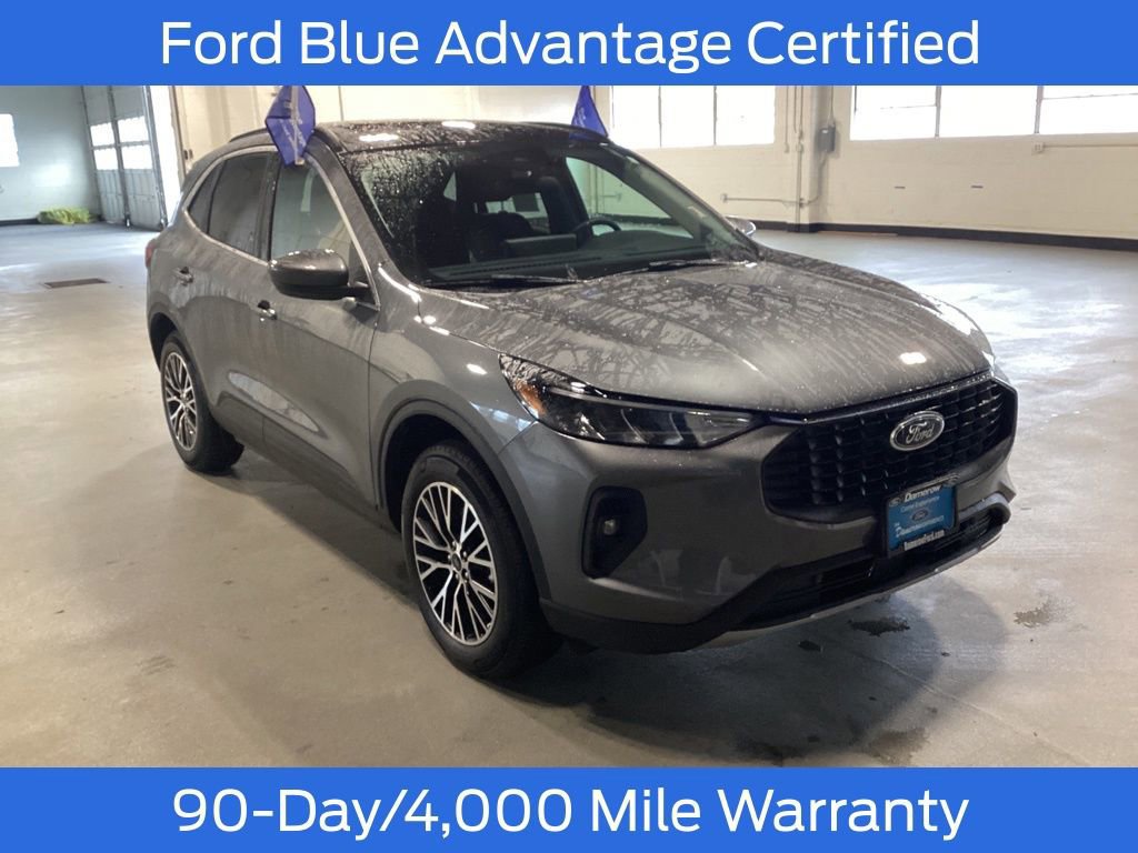 Certified 2025 Ford Escape SE w/ Class II Trailer Tow Package image 7