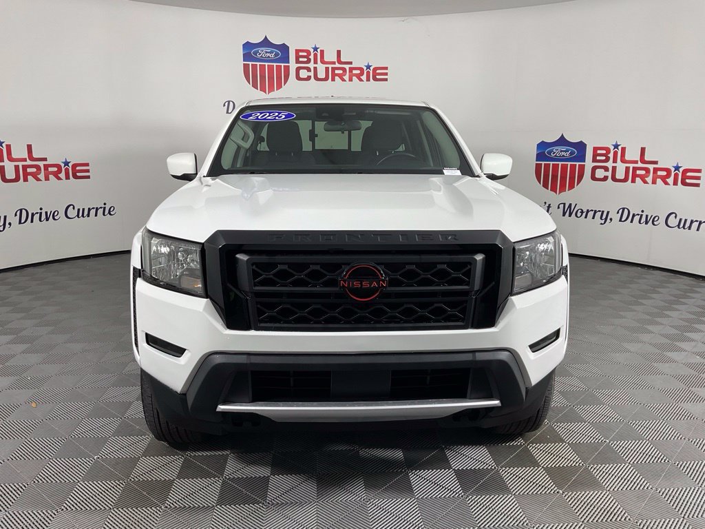 Used 2025 Nissan Frontier SV RWD image 8