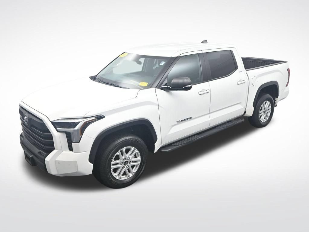Used 2024 Toyota Tundra SR5 w/ SR5 Premium Package AWD/4WD image 22