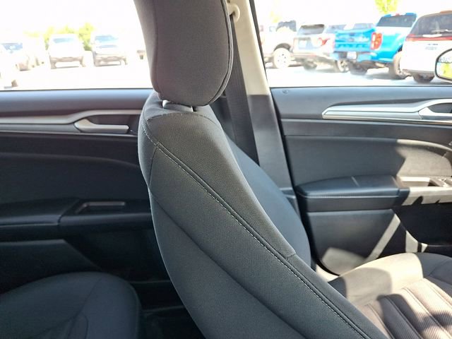 Certified 2017 Ford Fusion SE FWD image 13