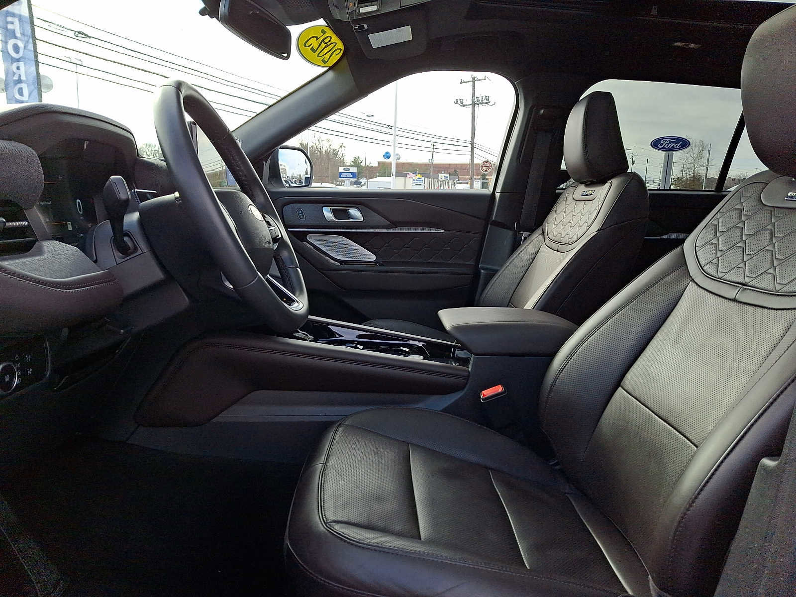 Certified 2025 Ford Explorer Platinum w/ LUX Leather Package image 13