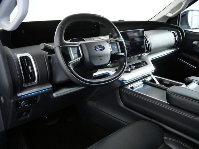 Certified 2025 Ford Expedition Max Platinum AWD/4WD image 17
