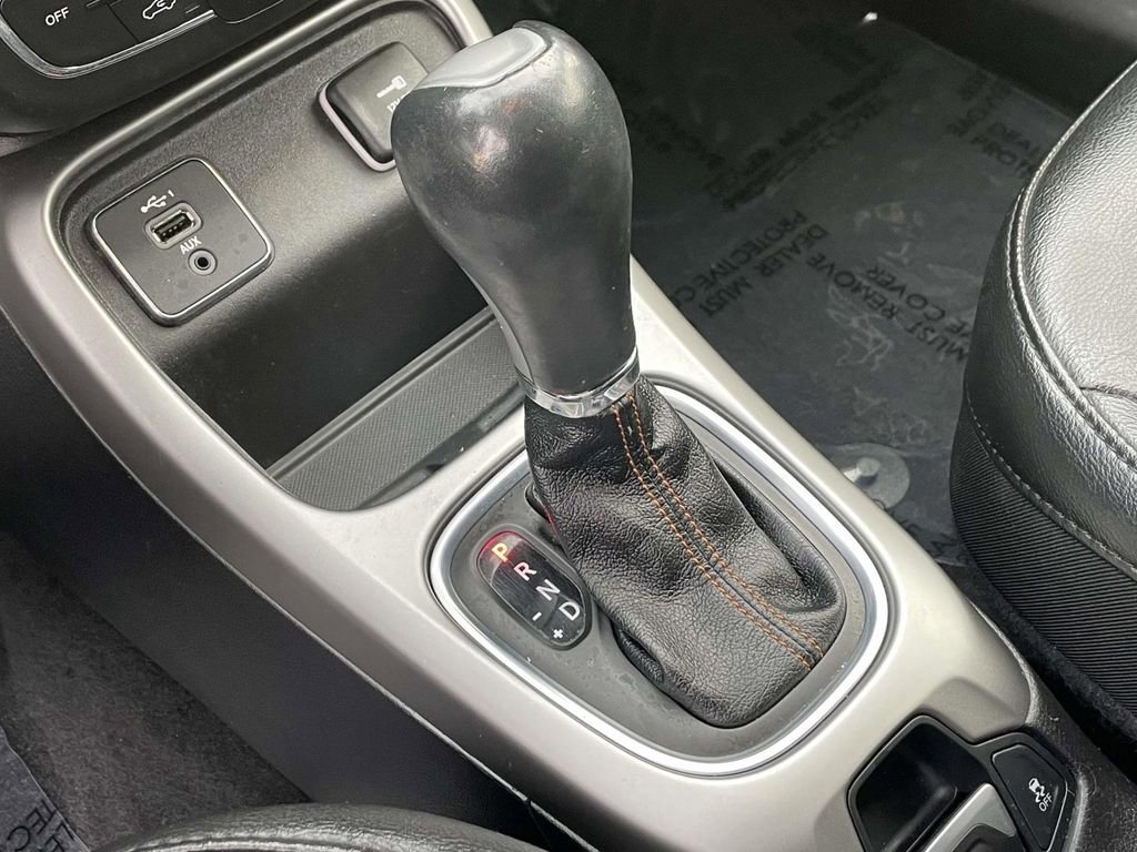 Used 2020 Jeep Compass Latitude w/ Safety & Security Group image 30