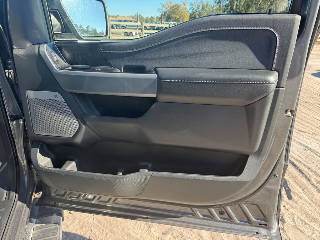 Certified 2022 Ford F150 Lariat w/ Equipment Group 502A High image 24