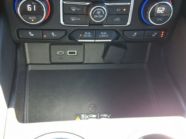 Used 2021 Chevrolet Tahoe LT w/ Luxury Package image 27