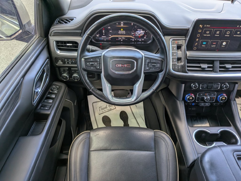 Used 2023 GMC Yukon XL SLT w/ SLT Premium Package AWD/4WD image 19