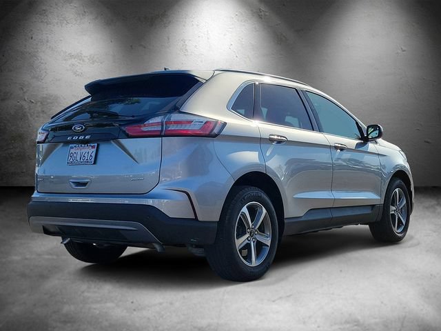 Certified 2023 Ford Edge SEL w/ Convenience Package AWD/4WD image 3