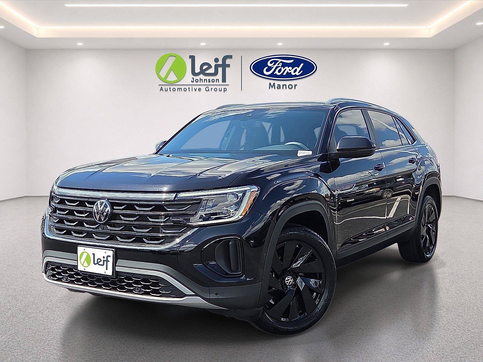 Used 2024 Volkswagen Atlas Cross Sport SE w/ Panoramic Sunroof Package AWD/4WD image 3