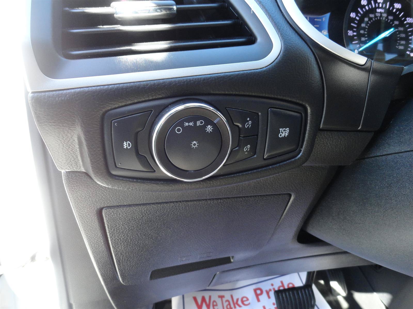Certified 2020 Ford Edge SEL AWD/4WD image 11