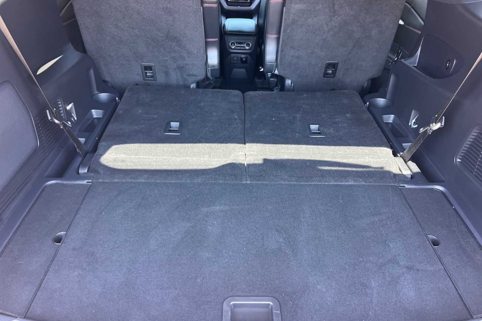 Certified 2025 Ford Explorer ST AWD/4WD image 18