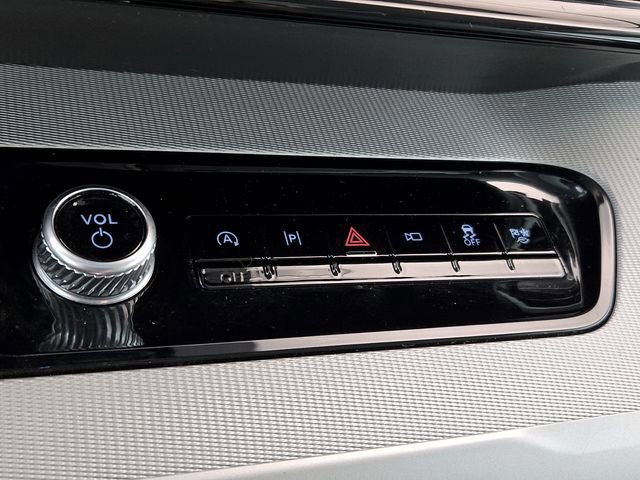 Certified 2025 Ford Expedition Active image 28