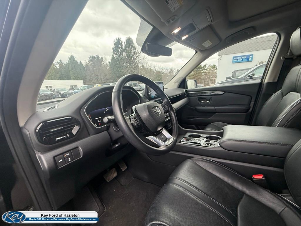 Used 2023 Honda Pilot Elite image 13